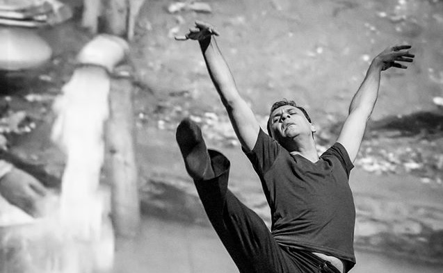Šeiko Šokio Teatras| Susitikimas su Pinos Bausch šokėju Daphnis Kokkinos.